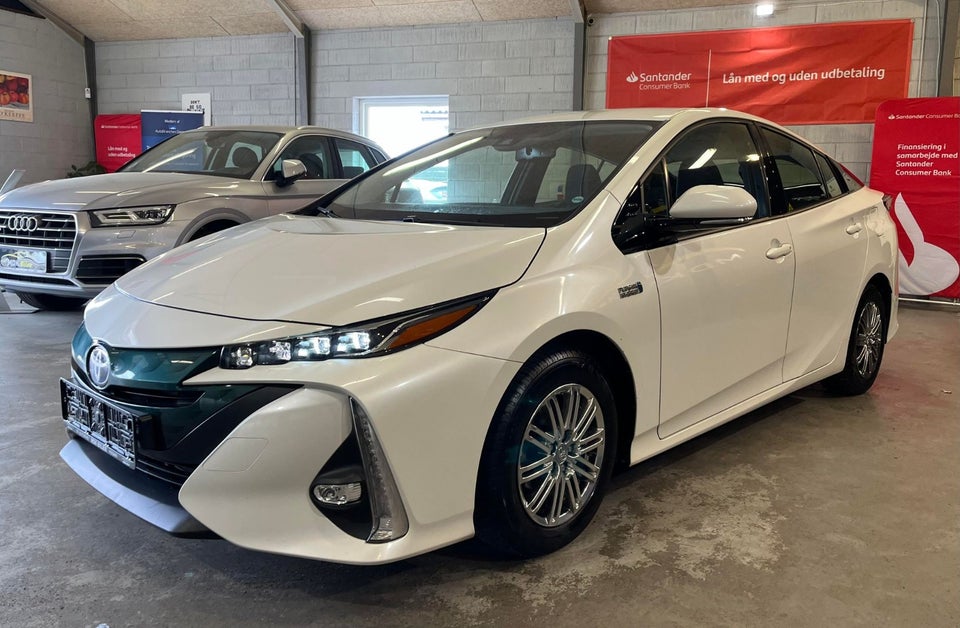 Toyota Prius 1,8 Plug-in Hybrid H4 MDS 5d