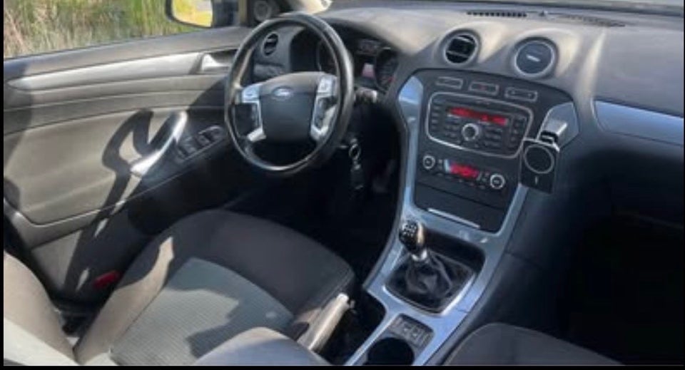 Ford Mondeo 2,0 TDCi 140 Collection stc. 5d