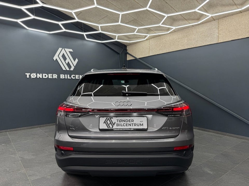 Audi Q4 e-tron 40  5d