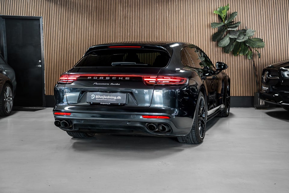 Porsche Panamera Turbo 4,0 Sport Turismo PDK 5d