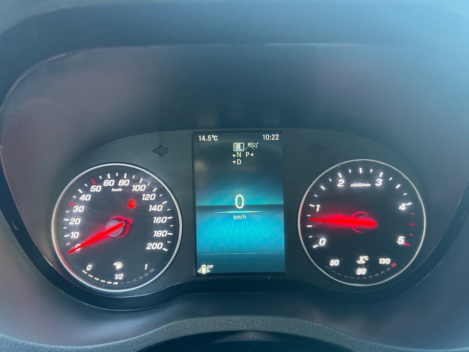 Mercedes Sprinter 319 3,0 CDi A2 Kassevogn RWD