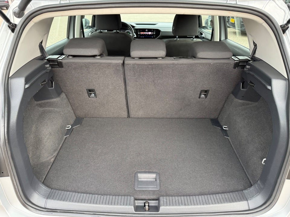 VW T-Cross 1,0 TSi 115 Life DSG 5d