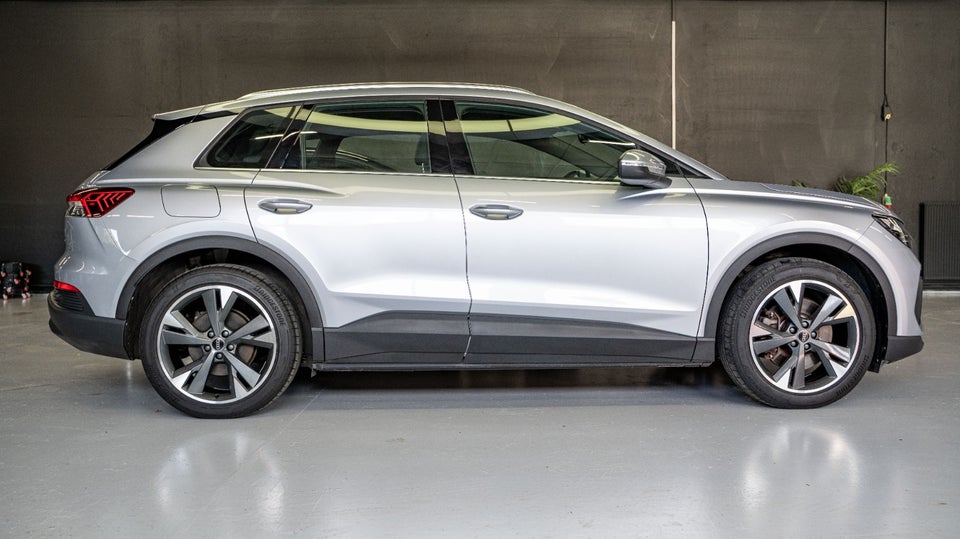 Audi Q4 e-tron 40  5d