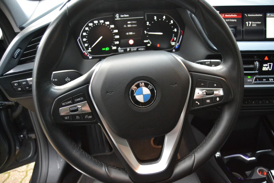 BMW 118i 1,5 Sport Line 5d