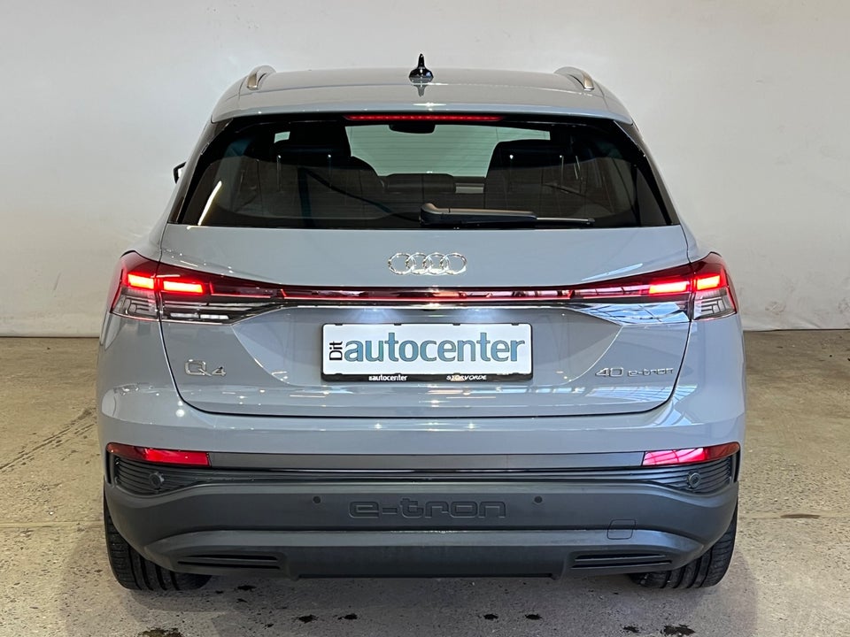 Audi Q4 e-tron 40 S-line 5d