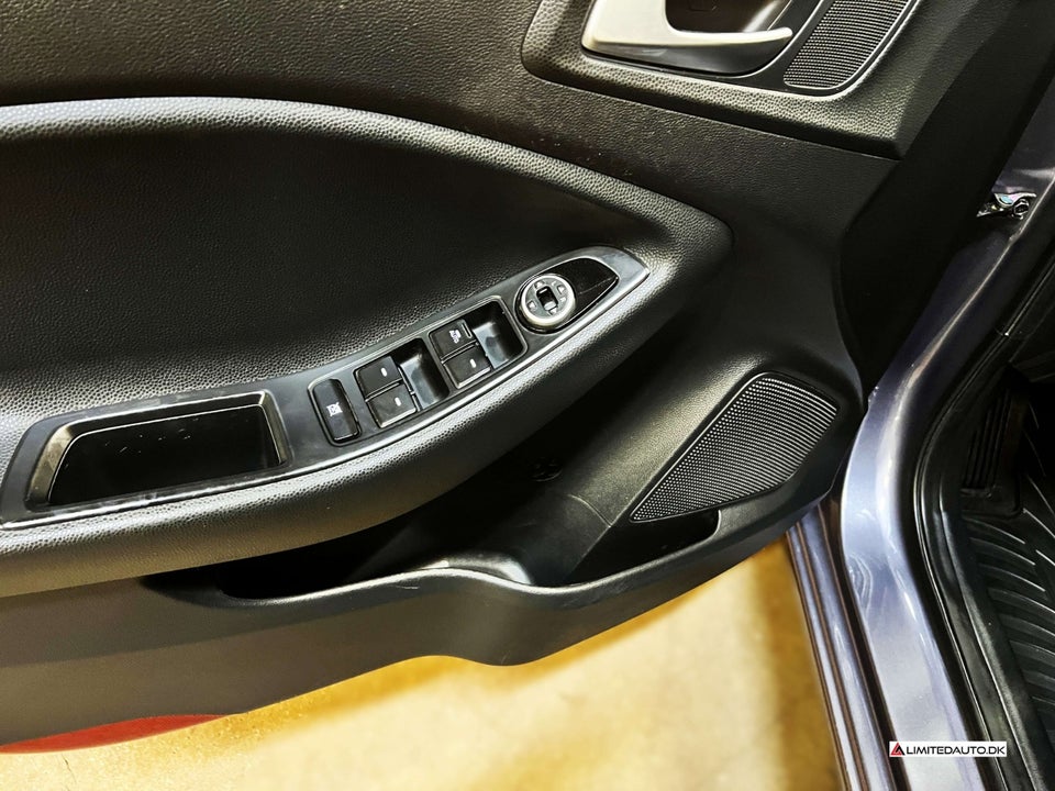 Hyundai i20 1,25 Passion 5d
