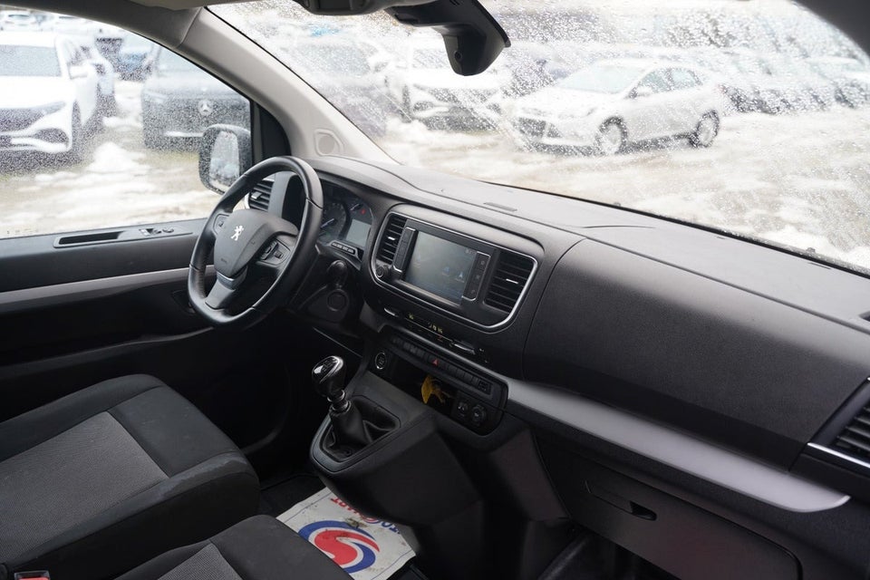 Peugeot Expert 2,0 BlueHDi 144 L3 Plus Van