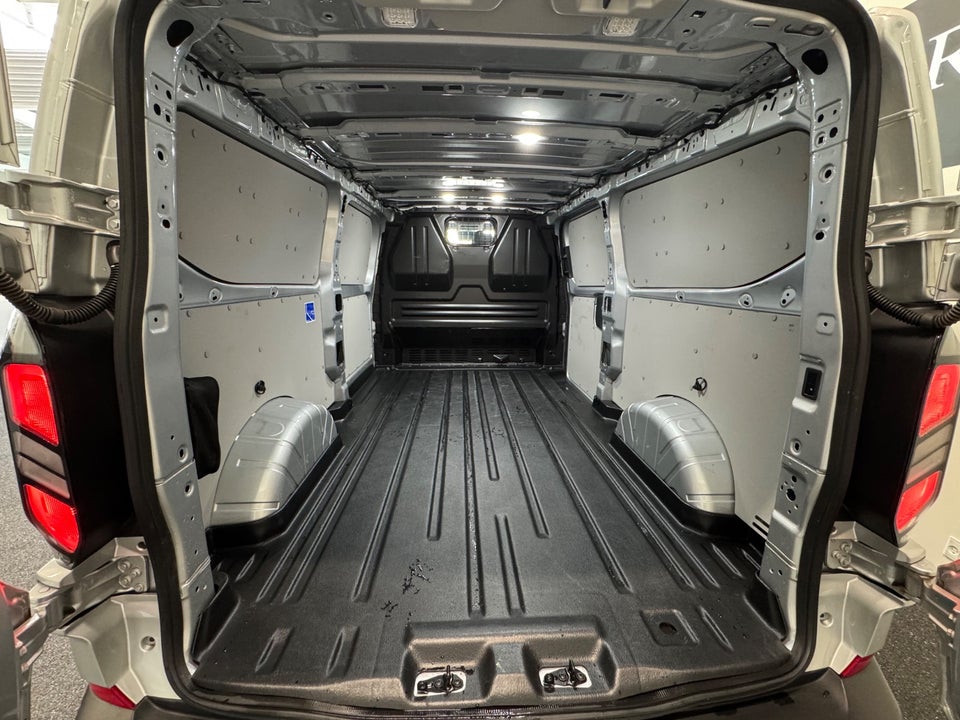 Ford Transit Custom 300 L2 2,0 EcoBlue Trend aut.