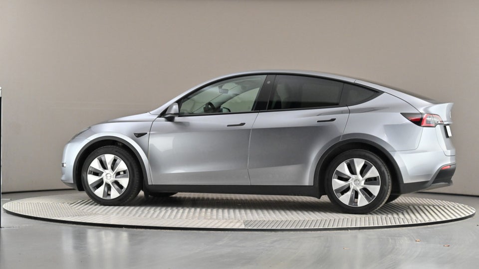 Tesla Model Y Long Range AWD 5d