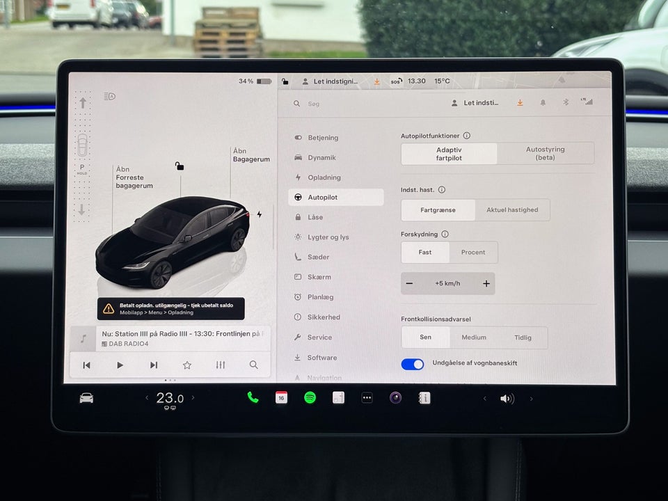 Tesla Model 3 Long Range AWD 4d