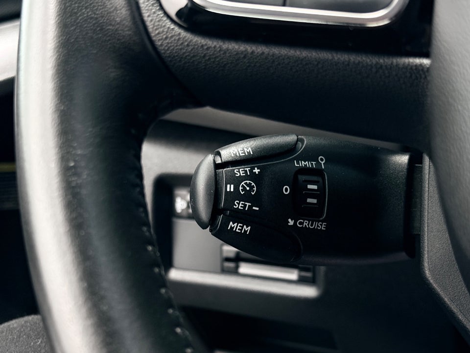 Citroën C5 Aircross 1,6 Hybrid Iconic Black Edition EAT8 5d