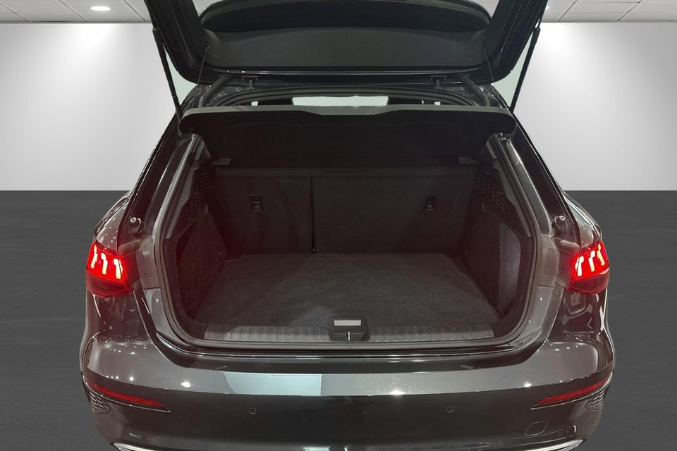 Audi A3 40 TFSi e Prestige Sportback S-tr. 5d