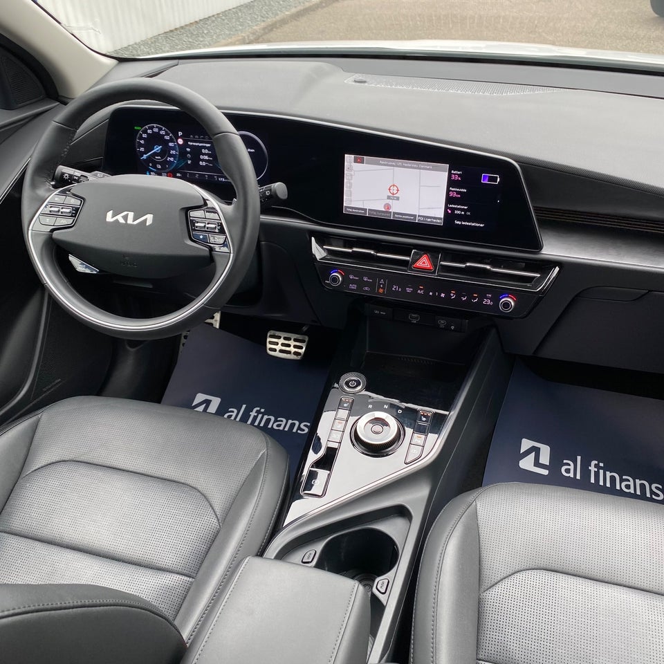 Kia Niro 64 EV Upgrade 5d