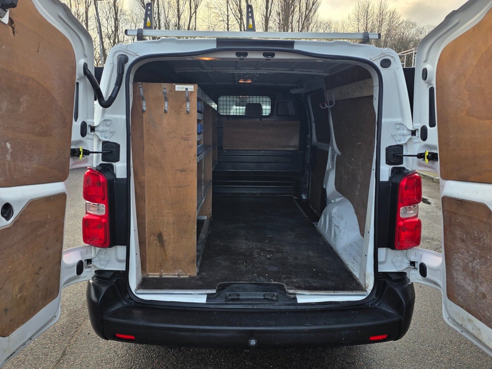 Toyota ProAce 2,0 D 120 Long Comfort 5d