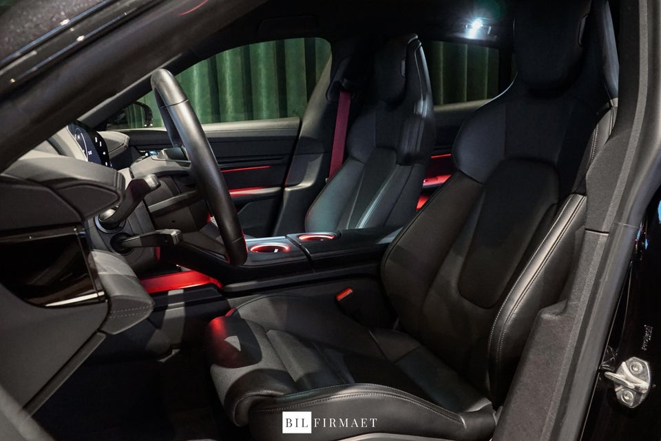 Porsche Taycan 4S Performance+ Cross Turismo 5d