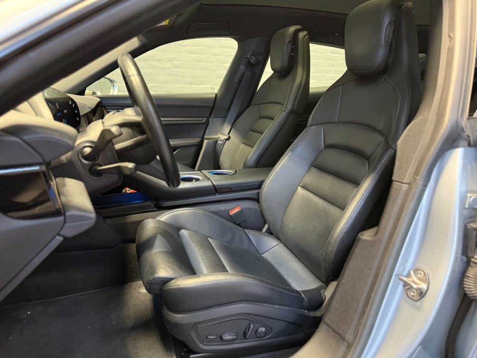 Porsche Taycan 4 Performance+ Cross Turismo 5d