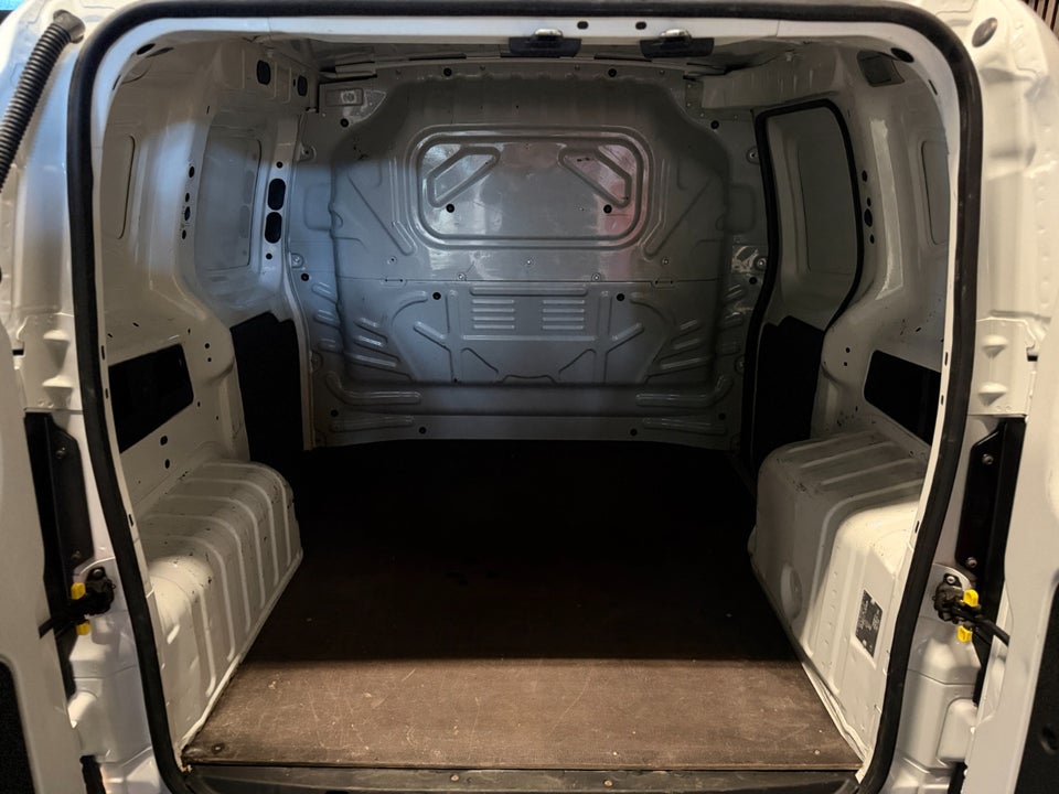 Fiat Fiorino 1,3 JTD Basic Van 5d