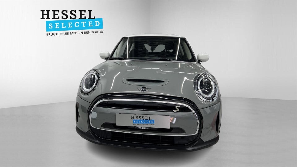 MINI Cooper SE Essential 3d