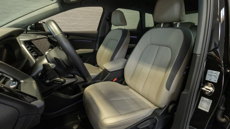 Audi Q4 e-tron 40 S-line 5d