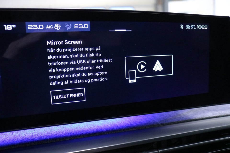 Peugeot e-3008 77 GT Pack 5d