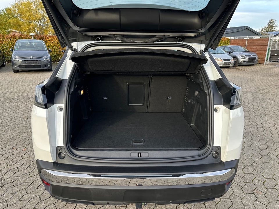 Peugeot 3008 1,6 Hybrid Selection Sport EAT8 5d