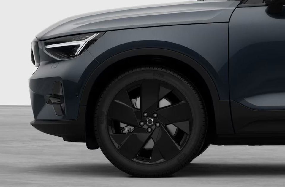 Volvo EC40 Twin Black Edition 5d