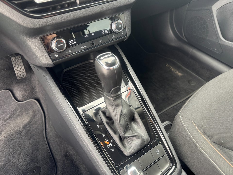 Skoda Scala 1,0 TSi 110 Dynamic DSG 5d