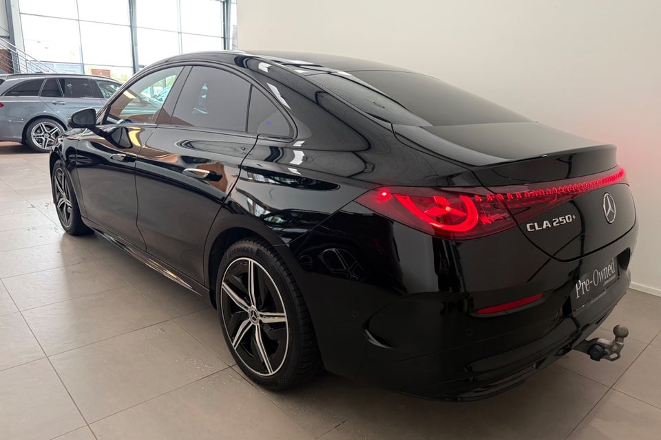 Mercedes CLA250+ electric AMG Line 4d