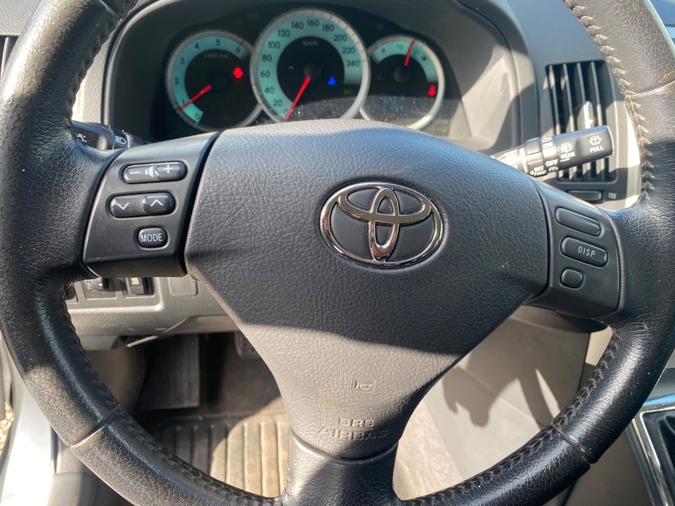 Toyota Corolla Verso 2,2 D-4D 136 Sol 7prs 5d