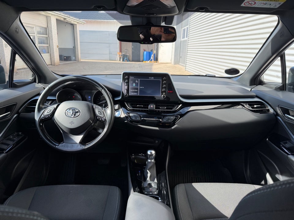 Toyota C-HR 2,0 Hybrid C-LUB Premium CVT 5d