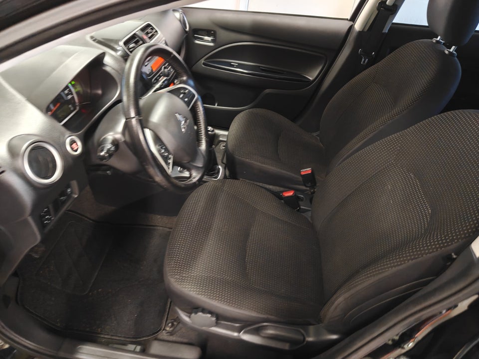 Mitsubishi Space Star 1,2 Intense 5d