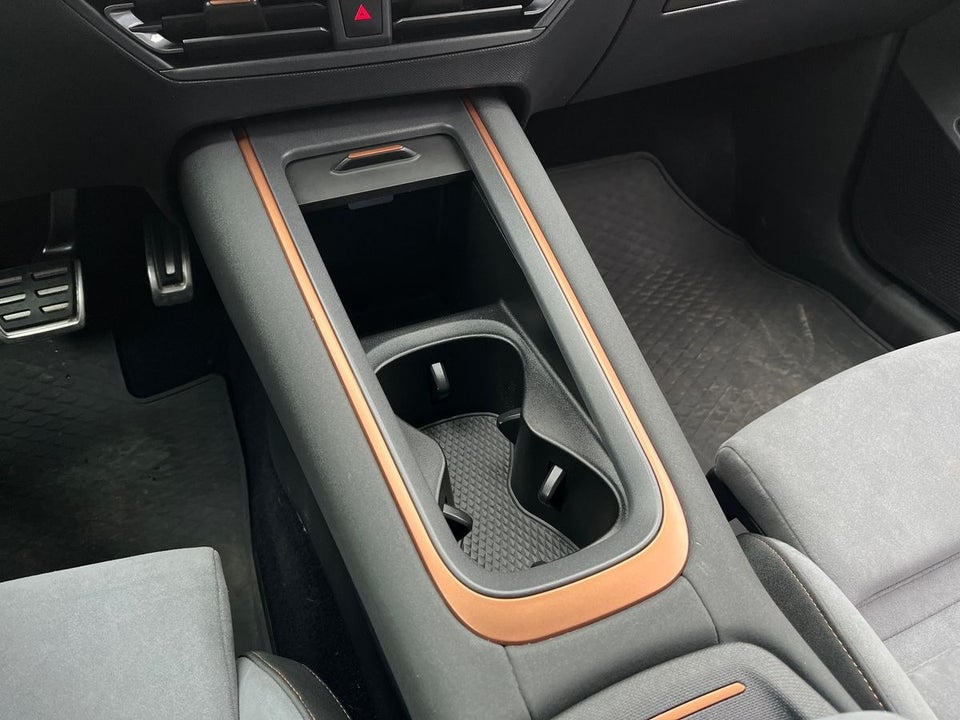 Cupra Born 58 e-Boost 5d