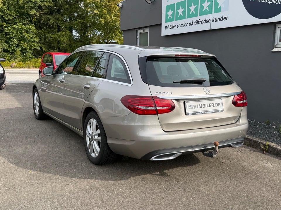 Mercedes C220 d 2,0 Advantage stc. aut. 5d