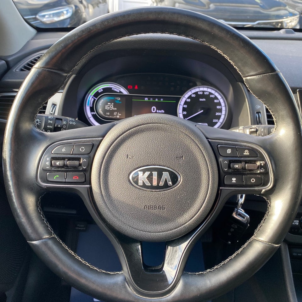 Kia Niro 1,6 PHEV Advance DCT 5d