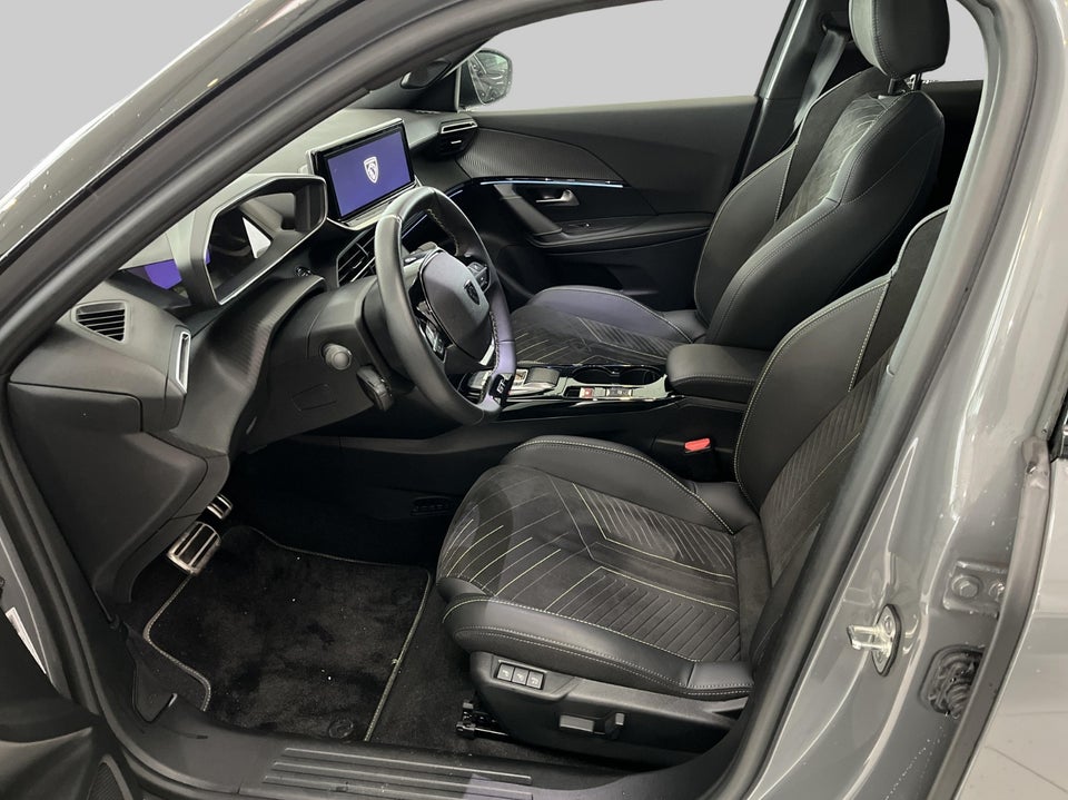 Peugeot e-2008 54 GT Sky 5d