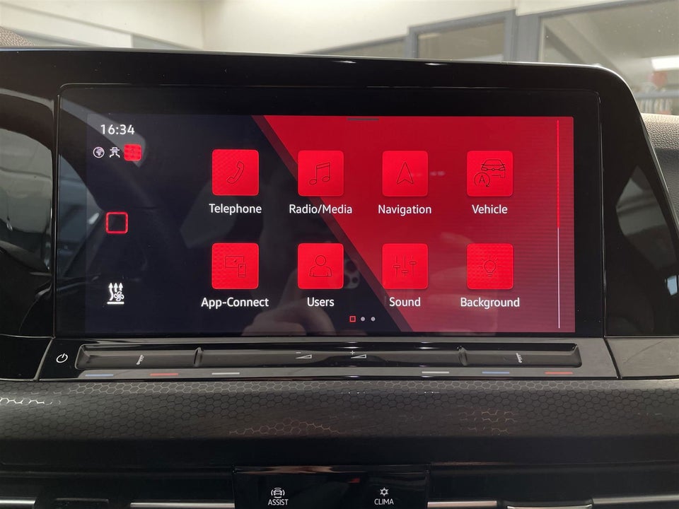 VW Golf VIII 1,4 GTE DSG 5d