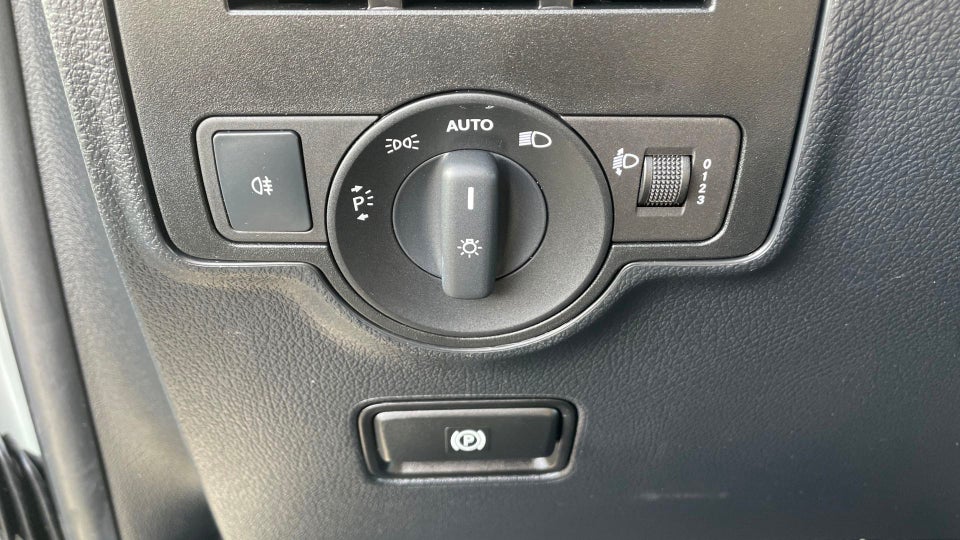 Mercedes Vito 114 2,0 CDi Kassevogn aut. L RWD