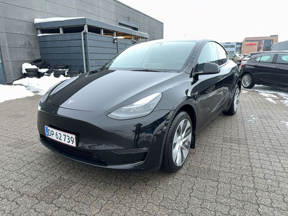 Tesla Model Y Long Range AWD 5d