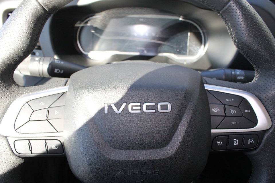 Iveco Daily 2,3 35S16 4100mm Lad AG8