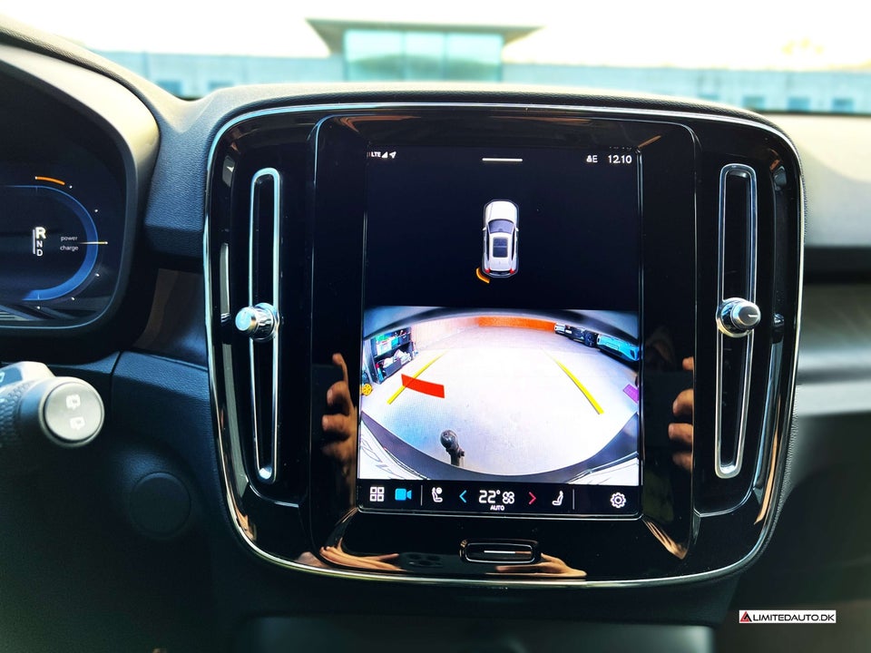 Volvo XC40 P8 ReCharge Twin Plus 5d