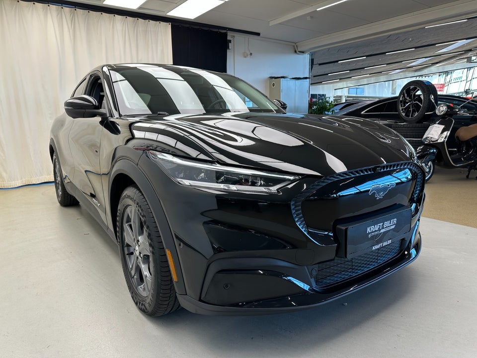 Ford Mustang Mach-E 75 Standard Range 5d