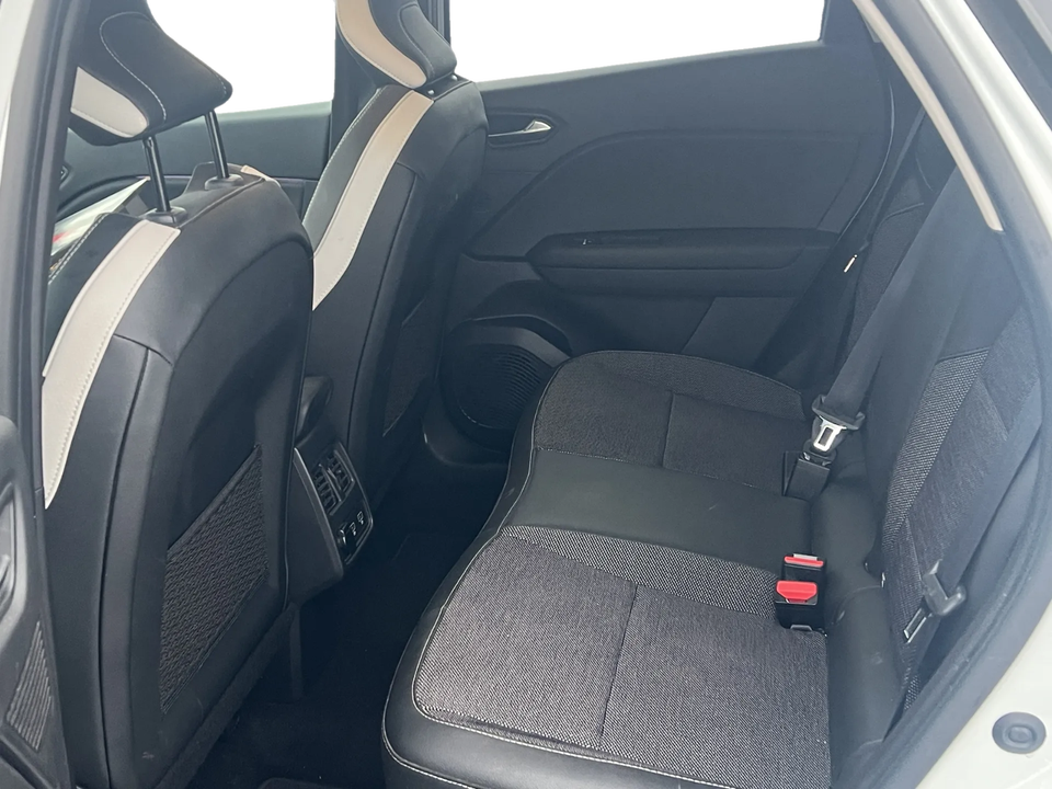 Renault Captur 1,6 E-Tech Intens 5d