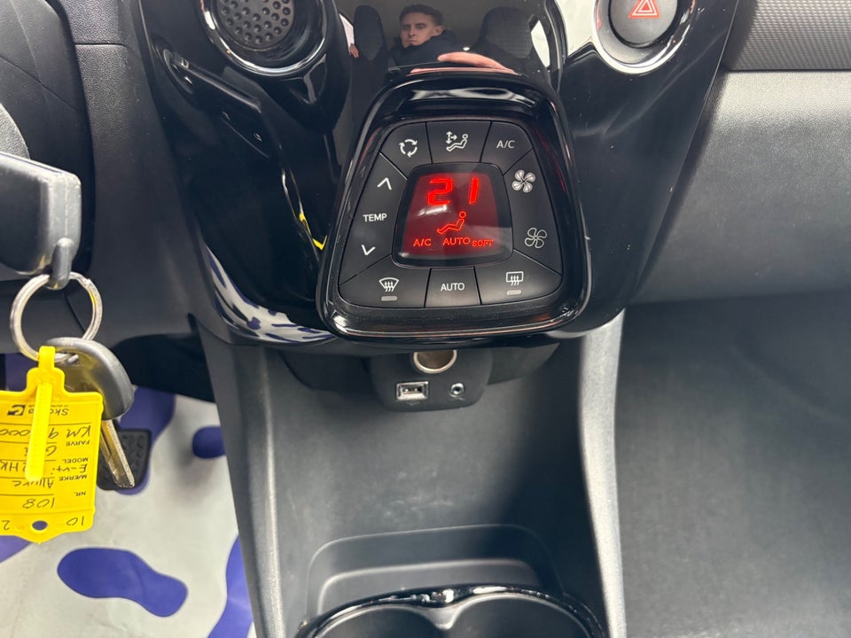 Peugeot 108 1,0 e-VTi 72 Active+ 5d