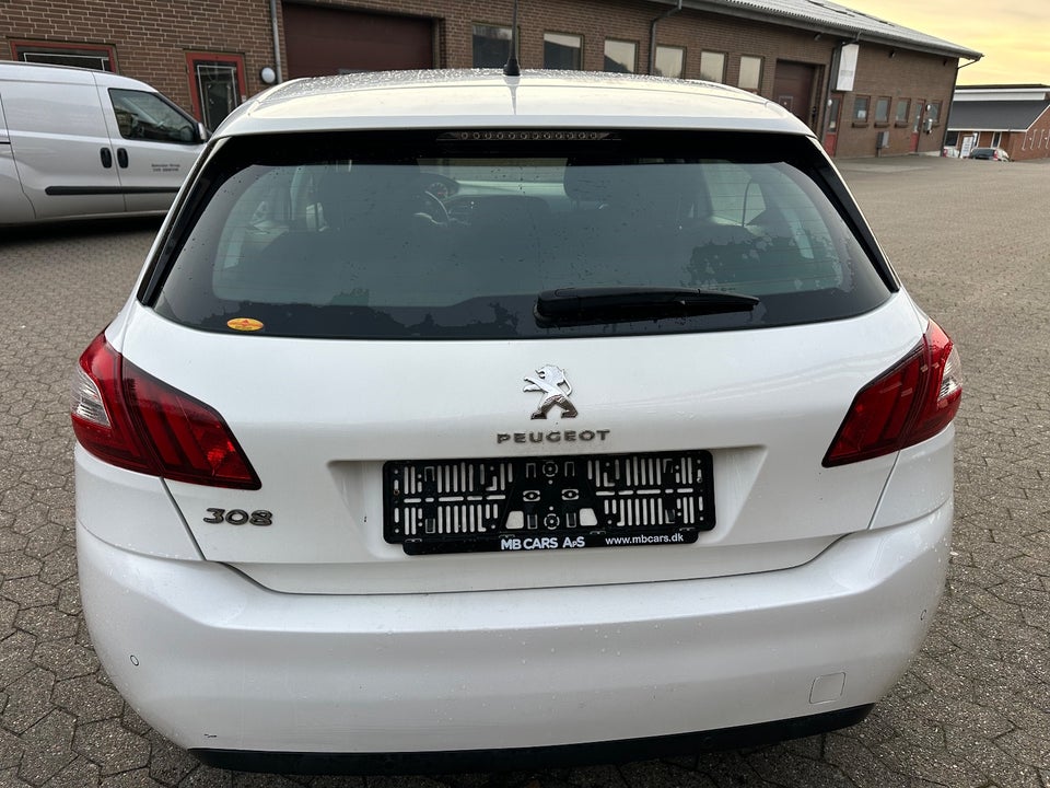 Peugeot 308 1,2 VTi 82 Active 5d