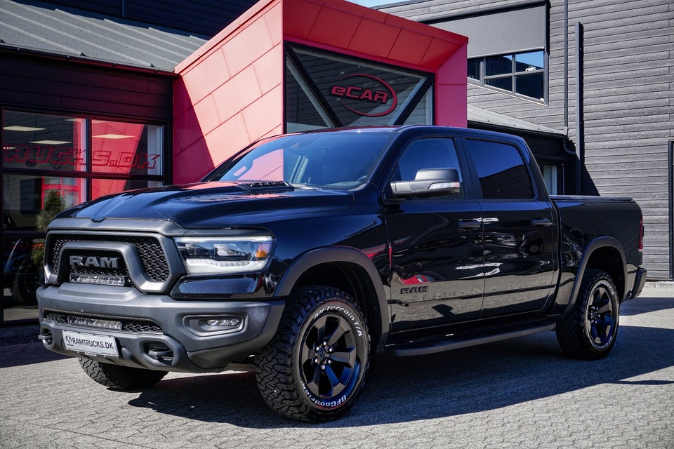 Dodge RAM 1500 5,7 V8 Hemi Rebel aut. 4d