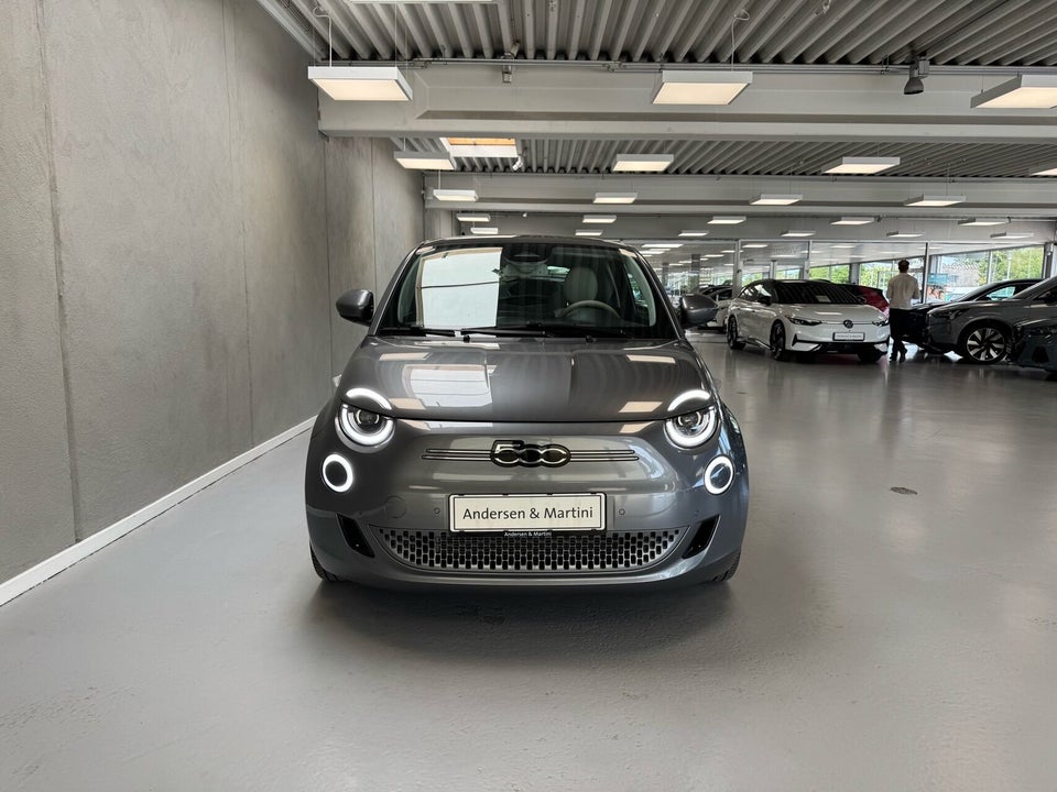 Fiat 500e 42 la Prima by Bocelli 3d