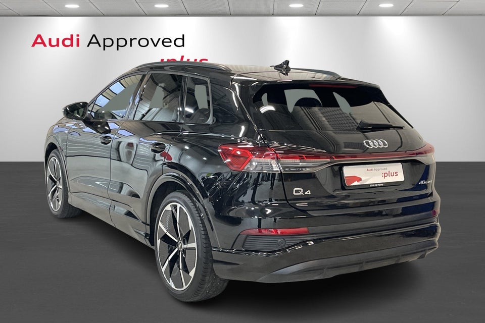Audi Q4 e-tron 40 S-line 5d