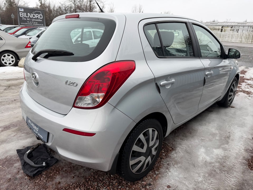 Hyundai i20 1,25 Classic XTR 5d