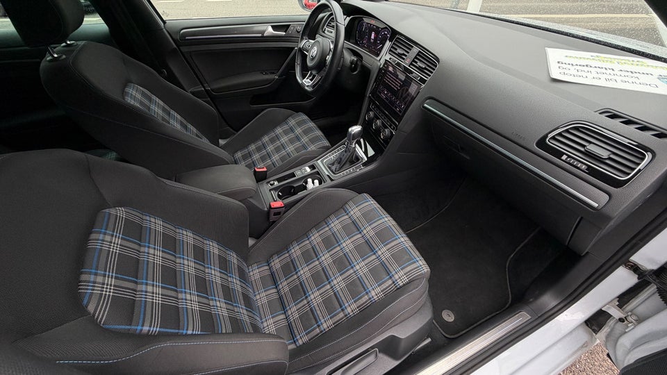 VW Golf VII 1,4 GTE DSG 5d