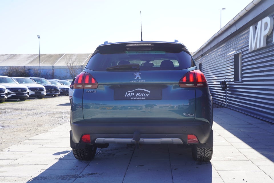 Peugeot 2008 1,6 BlueHDi 100 Allure Sky 5d